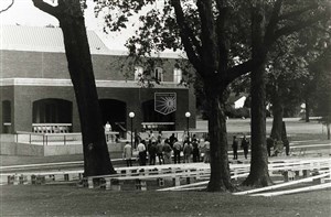 Image description is not available for 1967.090